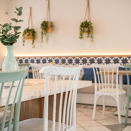 Romantica Hotel Apartments Agia Pelagia  Екстериор снимка