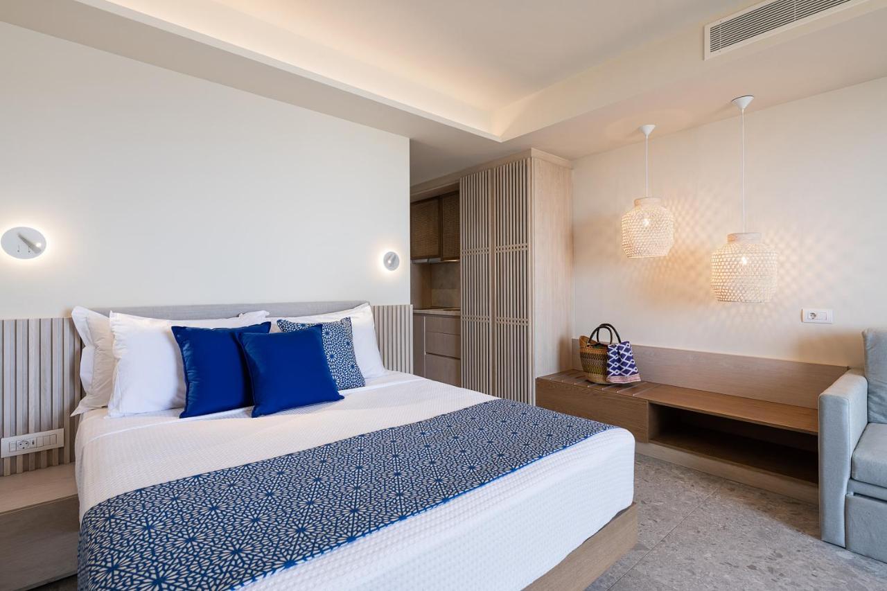 Romantica Hotel Apartments Agia Pelagia  Екстериор снимка