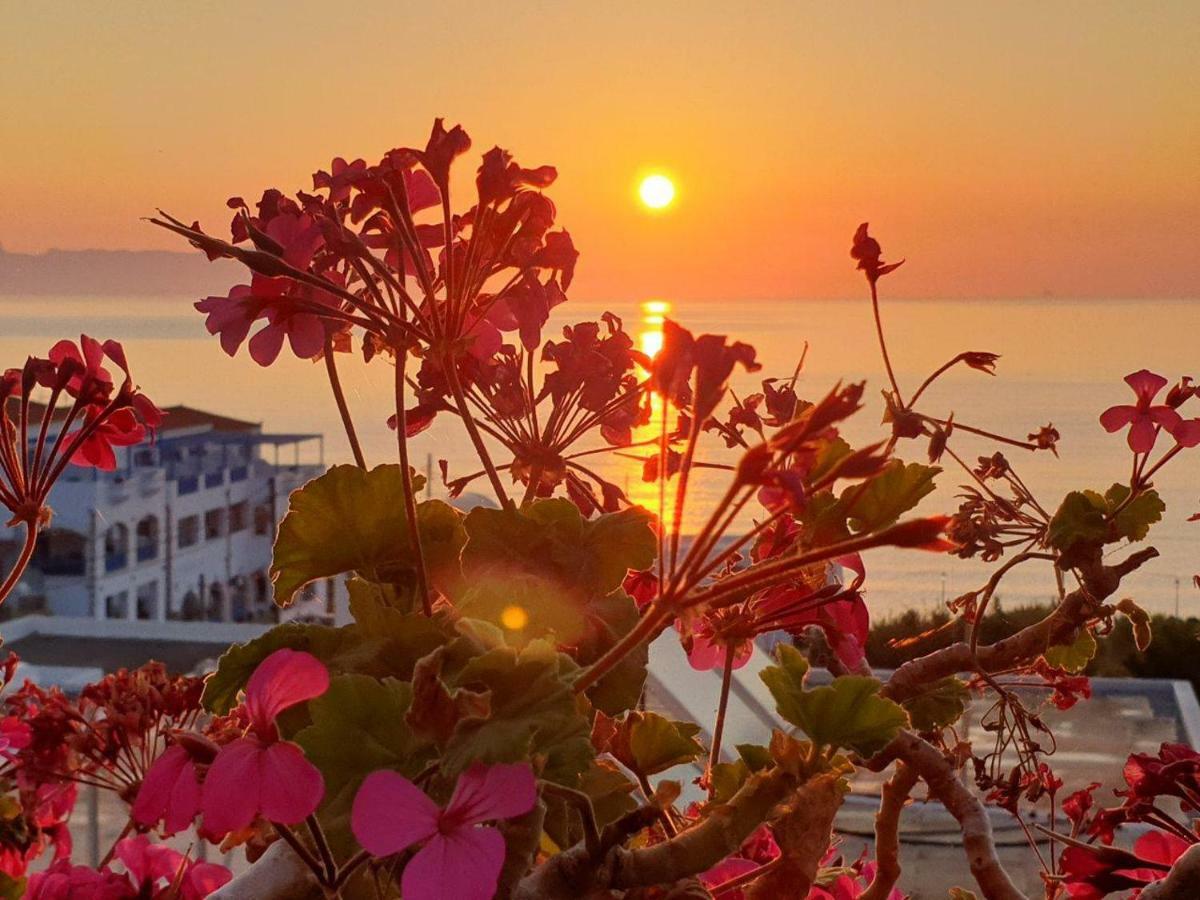 Romantica Hotel Apartments Agia Pelagia  Екстериор снимка
